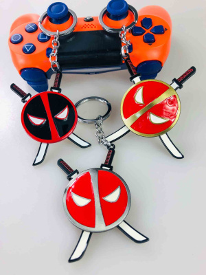 Брелок Deadpool (Marvel), колір на вибір