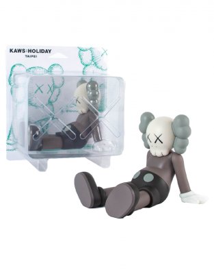 Фигурка Kaws Holiday Taipei (Коричневый) - 14 см Фигурка Kaws Holiday Taipei (Коричневый) - 14 см
