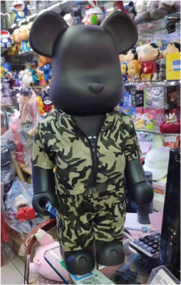 Bearbrick Костюм Хакі Чорний 1000% (70см)