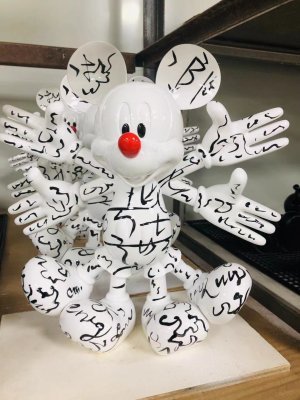 Фігурка Міккі Маус Руки - Ноги (Чорно Білий) 30см