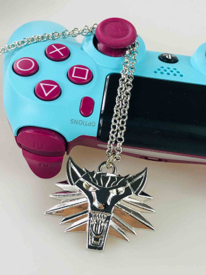 **Амулет Відьмака Школи Вовка — металевий геймерський кулон Witcher Wolf**