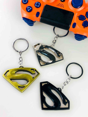 Металевий брелок Superman (Супермен) — культовий аксесуар для фанатів DC Comics