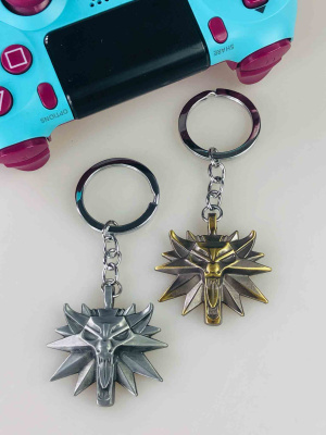 Брелок “Медальйон Школи Вовка” The Witcher (срібло / золото)