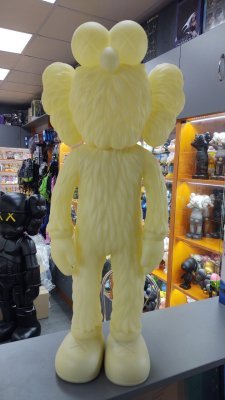 Фигурка Kaws BFF Phosphorous (фосфорний) - 70см Фигурка Kaws BFF Phosphorous (фосфорний) - 70см