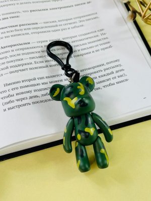 Брелок Bearbrick Камуфляжный (Хаки)