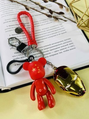 Брелок Bearbrick Звезды Железный человек (Красный) Тройной