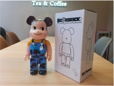 Bearbrick Bape x Peko-Chan синій 400% (28cm) 
