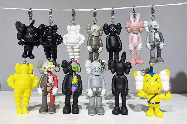 Завзято підкорюй геймерський світ із стильними брелками та біжутерією!