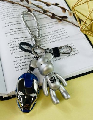 Брелок Bearbrick Железный Человек (Серебряный) Тройной