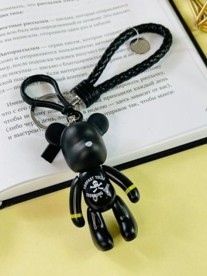 Брелок Bearbrick с ремешком Череп (Черный)
