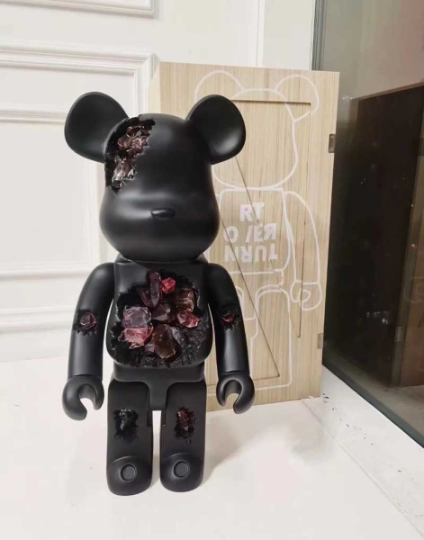Фігурка Bearbrick — Daniel Arsham (Чорний з кристалами) 1000% (70 см)
