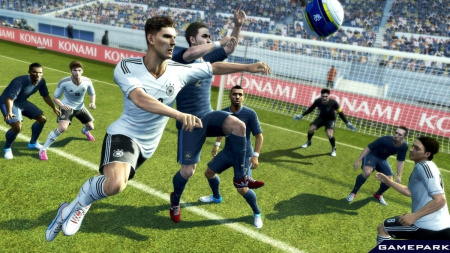 Pro Evolution Soccer 2013 (PS2)