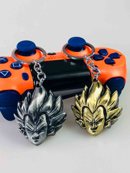 Брелок Vegeta (Dragon Ball Z) — металевий брелок з головою Веджети