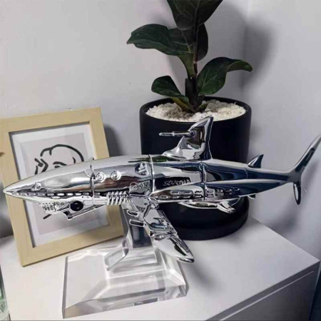 Sorayama Shark - Hajime Sorayama (Хаджиме Сораяма - Акула) Золото