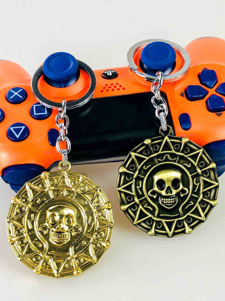 Металевий брелок з піратським черепом — стильний геймерський та колекційний аксесуар