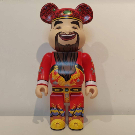 Bearbrick God of Wealth (Фігурка Бог багатства) червоний 400% (28см)