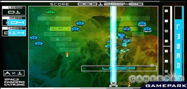 Space Invaders Extreme (PSP) Space Invaders Extreme (PSP)