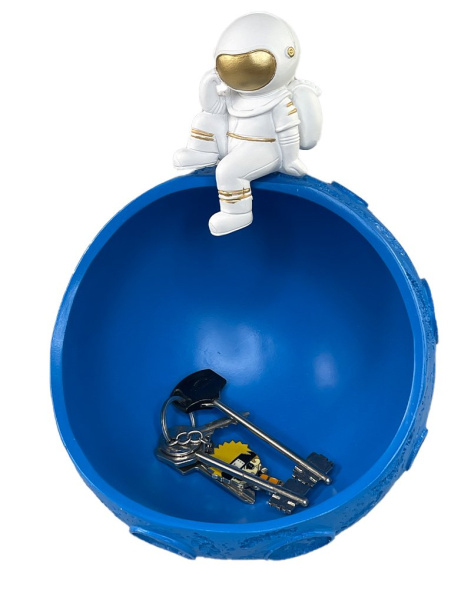 Фигурка-органайзер космонавт на планете синяя 27х20 см