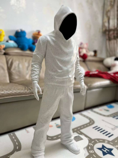 Фігурка Huang Yulong "Existence" (90см)