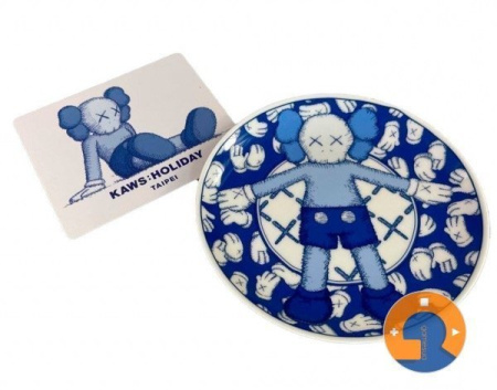 Набор тарелок Kaws 4шт (15см*15см)