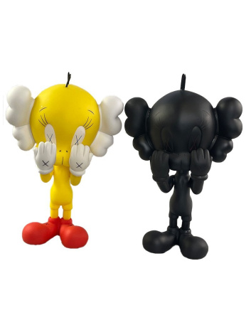 Фигурка KAWS Tweety Black Твити Канарейка - 22 см