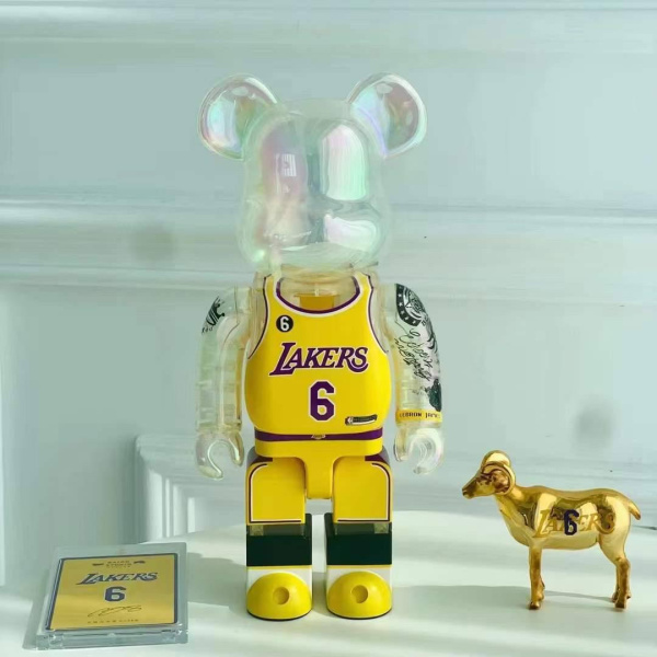 Bearbrick NBA Lebron James 6 (Los Angeles Lakers) 400% (28 см)