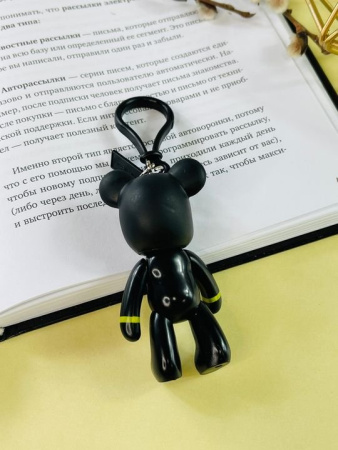 Брелок Bearbrick Череп (Черный)