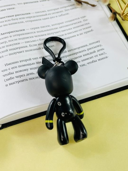 Брелок Bearbrick Череп (Черный)