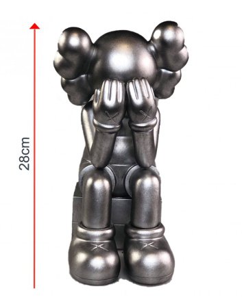 Kaws Companion Passing Through Фигурка (серебряный) 28 см