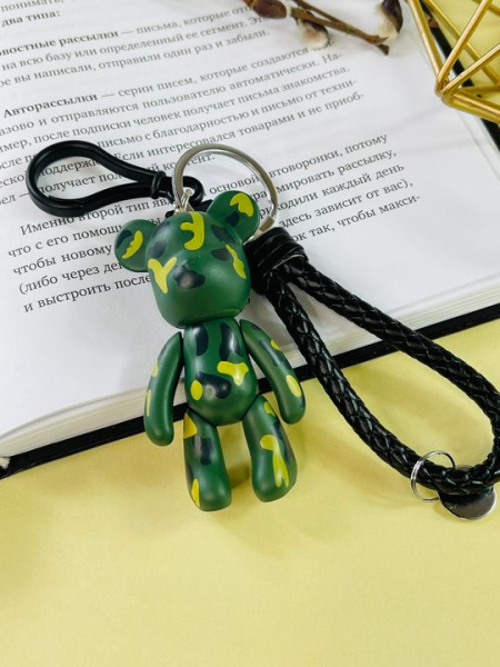 Брелок Bearbrick с ремешком Камуфляжный (Хаки)