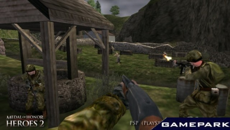Medal of Honor Heroes 2 (PSP)