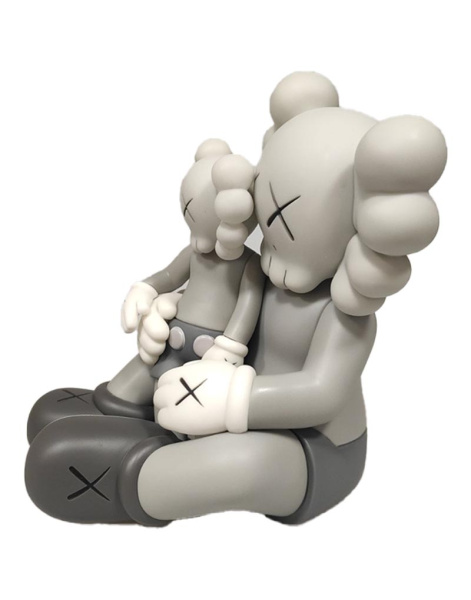 KAWS Holiday Mountain Changbai Вінілова фігурка Сіра (22см) KAWS Holiday Mountain Changbai Вінілова фігурка Сіра (22см)