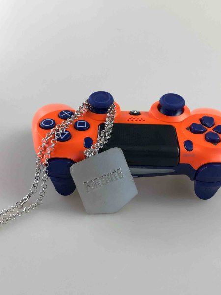 Кулон Fortnite Epic Games – металевий амулет для геймерів