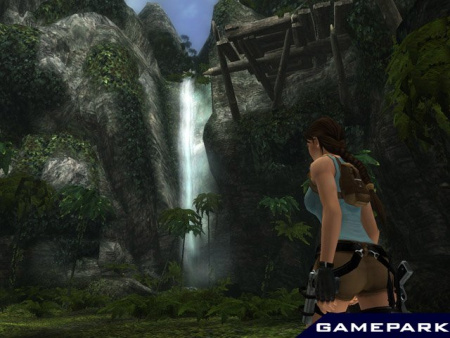 Lara Croft Tomb Raider: Anniversary (PS2)