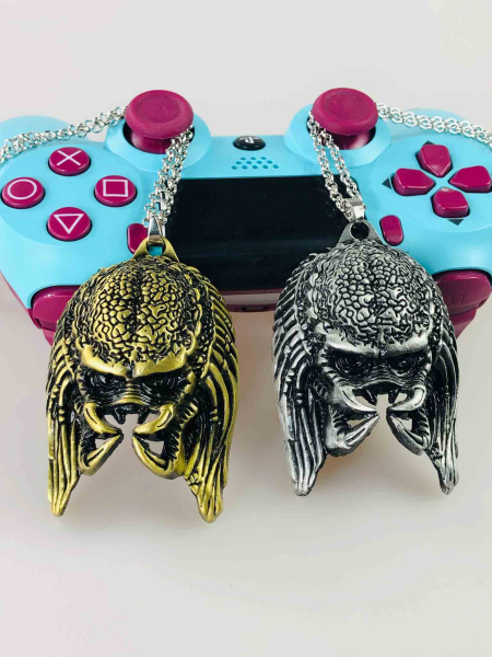 Кулон Predator — амулет геймера (золото / срібло)