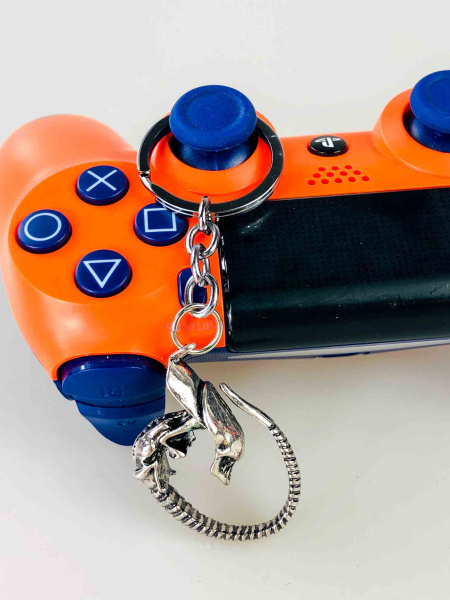 Металевий брелок Alien Xenomorph (Чужий)