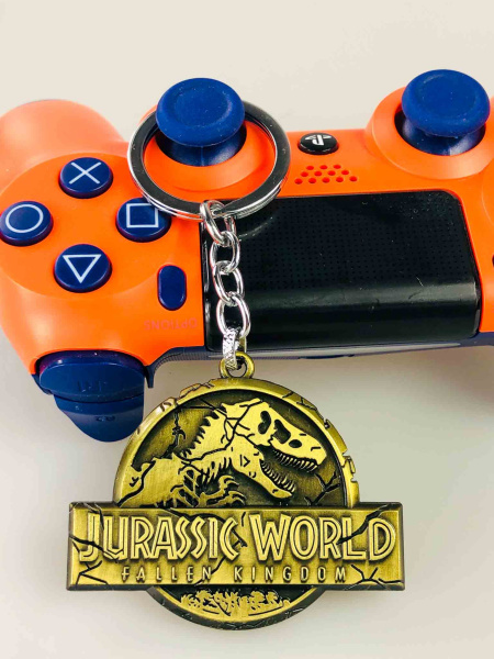 Брелок Jurassic World: Fallen Kingdom — логотип з динозавром, колір на вибір