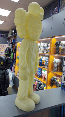 Фигурка Kaws BFF Phosphorous (фосфорний) - 70см