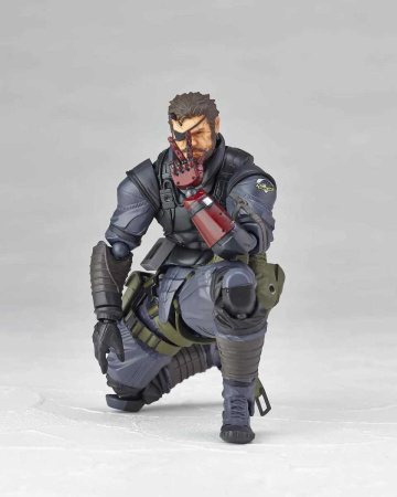 Фігурка Metal Gear Solid V — Venom Snake (Revoltech Kaiyodo) 16 см 