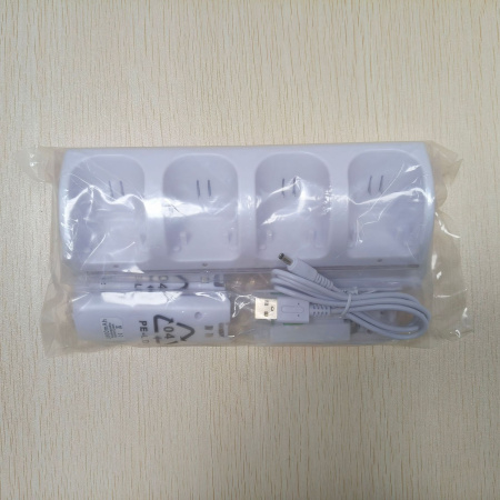 Wii 4-Controller Charging Station with Batteries – Білий або Чорний