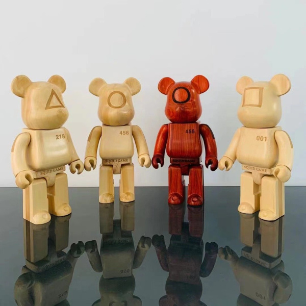 Bearbrick Игра в Кальмара Netflix 400% (28см)
