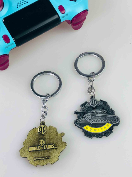 Металевий брелок World of Tanks з танком Dumitru