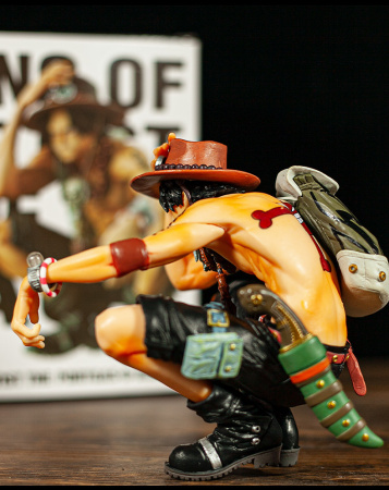 Фігурка One Piece Hand-held Ace Sutting Backpack (16 см) 