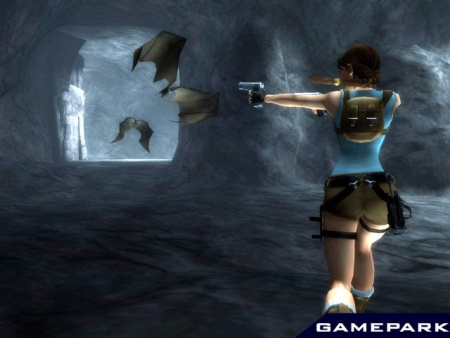 Lara Croft Tomb Raider: Anniversary (PS2)