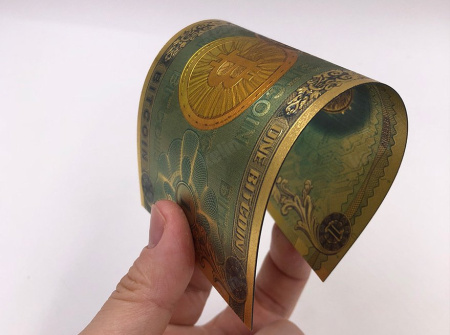 Позолочена сувенірна банкнота 1 Bitcoin 155*76mm