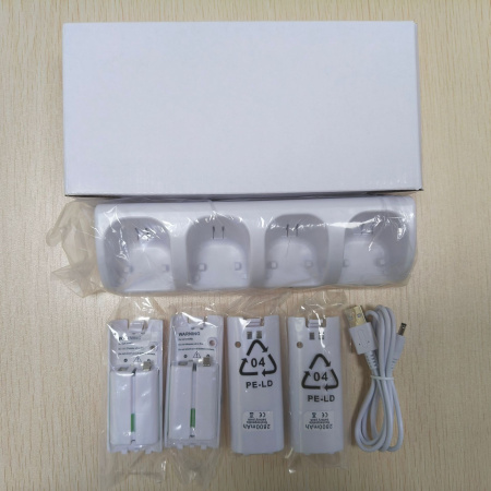 Wii 4-Controller Charging Station with Batteries – Білий або Чорний