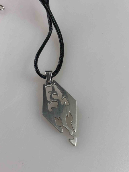 Амулет Skyrim – Драконорожденний (Dragonborn)