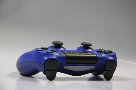 PS 4 Геймпад Sony DualShock Ограниченная серия "Fifa 18" v2  (CUH-ZCT2E)