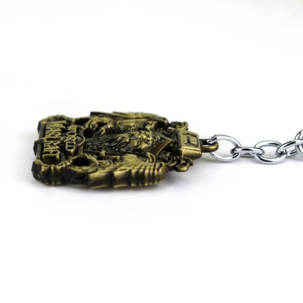 Брелок World Of Warcraft Щит Золото