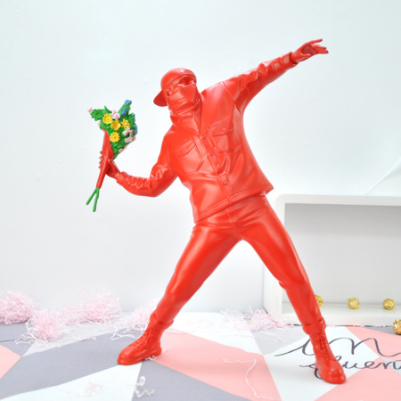 Статуетка Бэнкси banksy Кидання квітів Червоний (Фігурка)